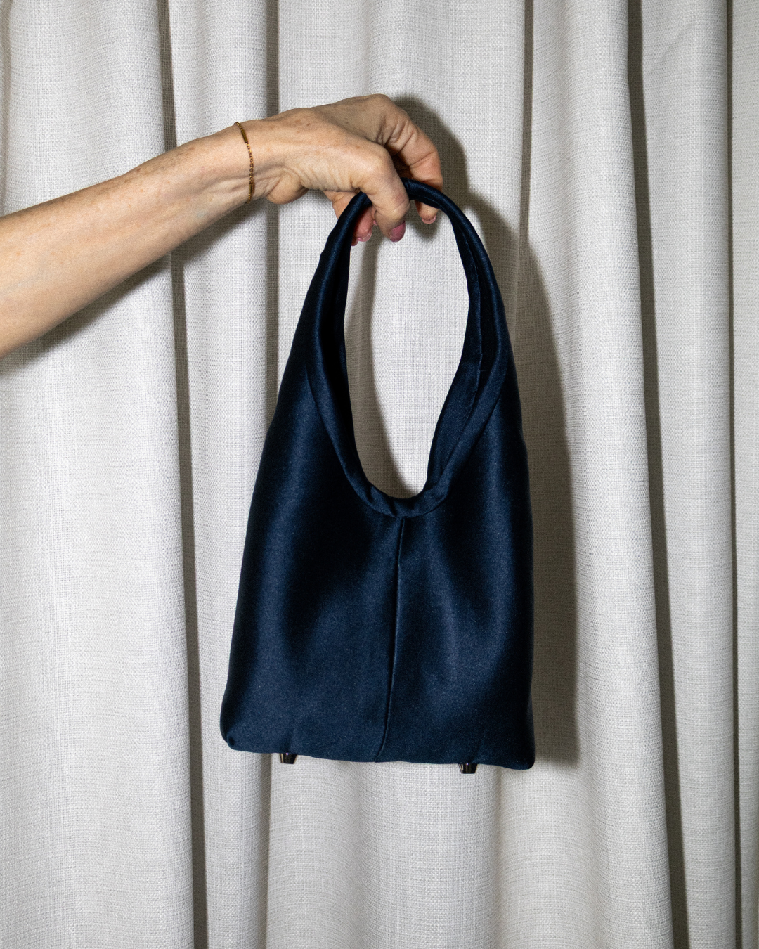 the ESSENTIAL bag